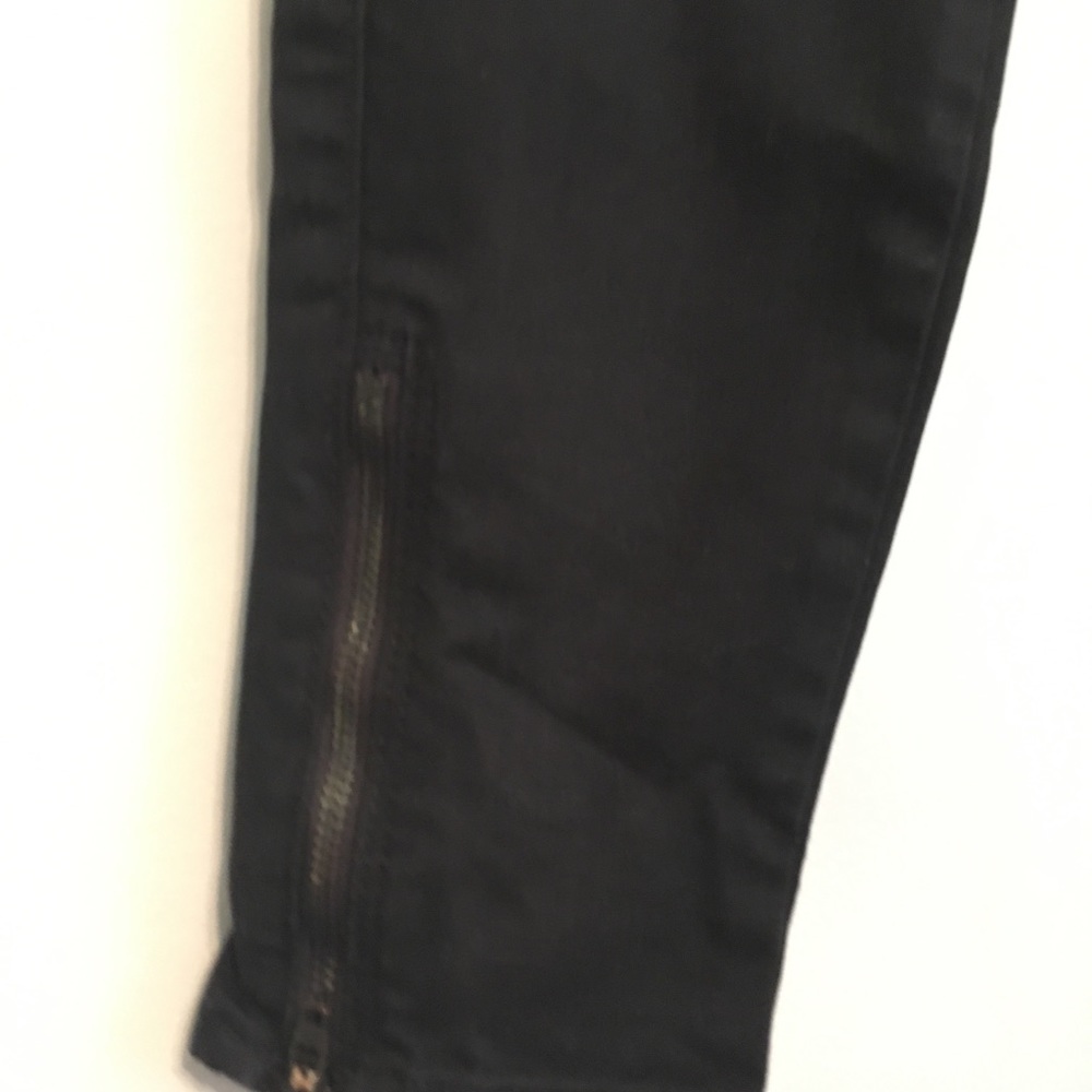 Just Black Ankle Zipper Jeans